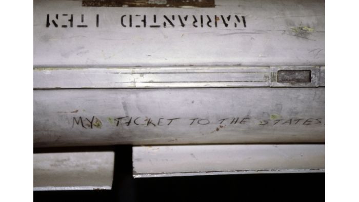US-Rakete mit der Aufschrift:My ticket to the States!