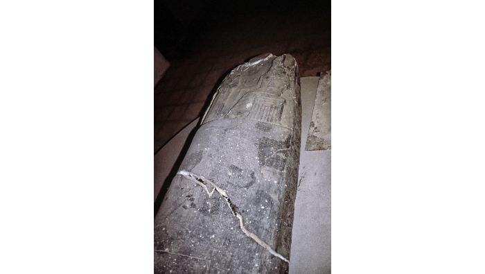 Die zerstörte Gesetzesstele des Hammurabi (Kopie) im Museum von Basra.